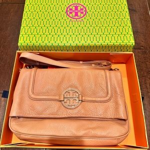Tory Burch Tan Leather Foldover Crossbody (like new)